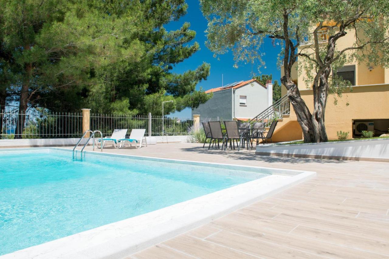Louloudis Pool Villa Skala Rachoni  Ngoại thất bức ảnh