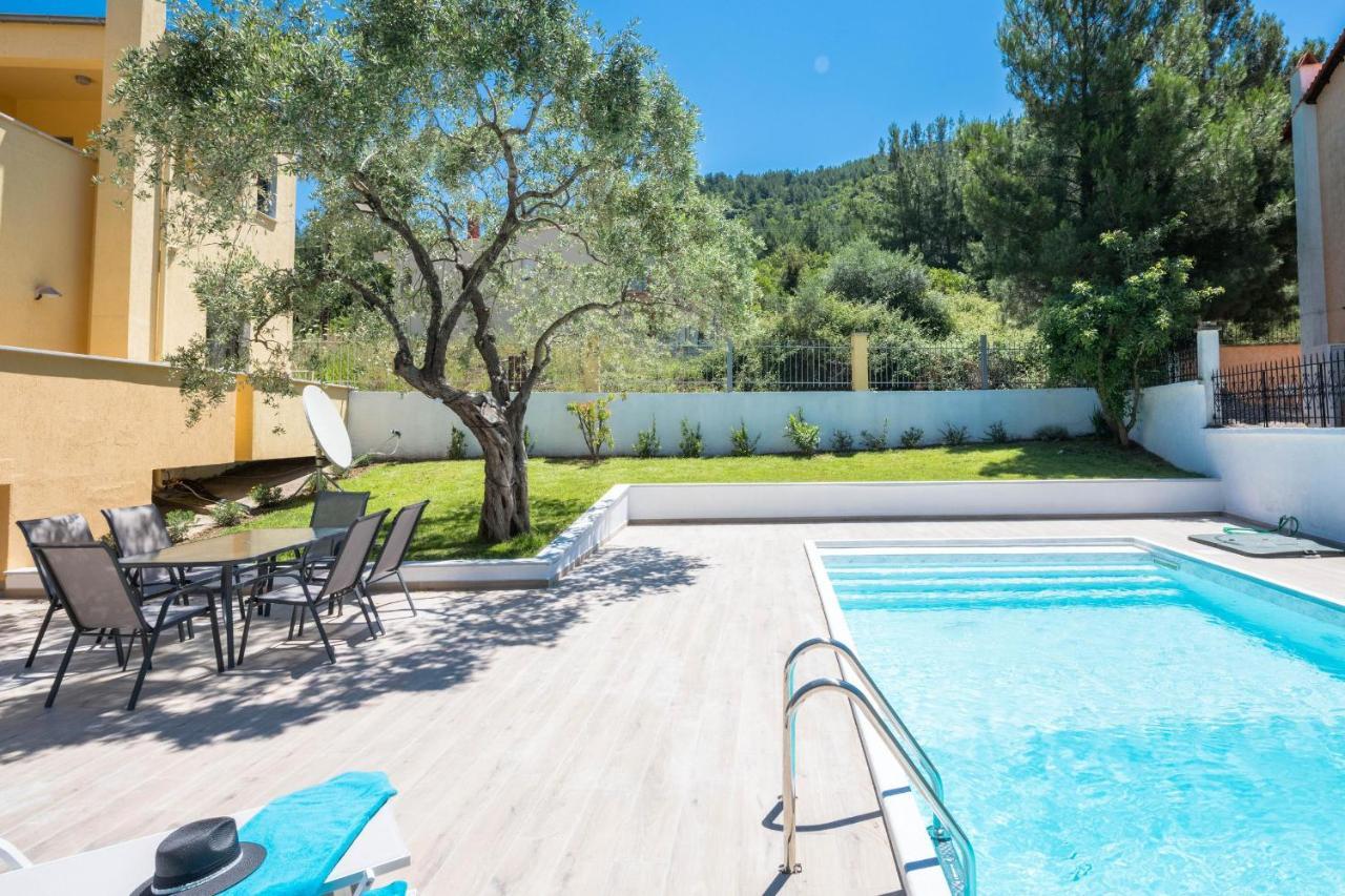 Louloudis Pool Villa Skala Rachoni  Ngoại thất bức ảnh